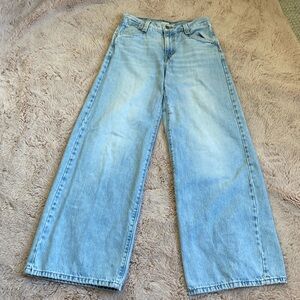Baggy Levi Women’s Jeans
